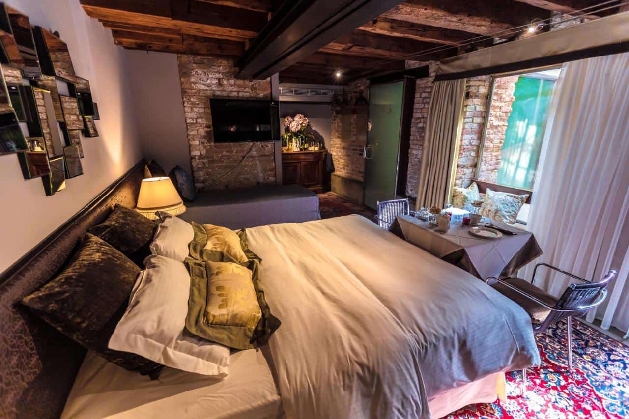 quartier dorsoduro a venise chambre
