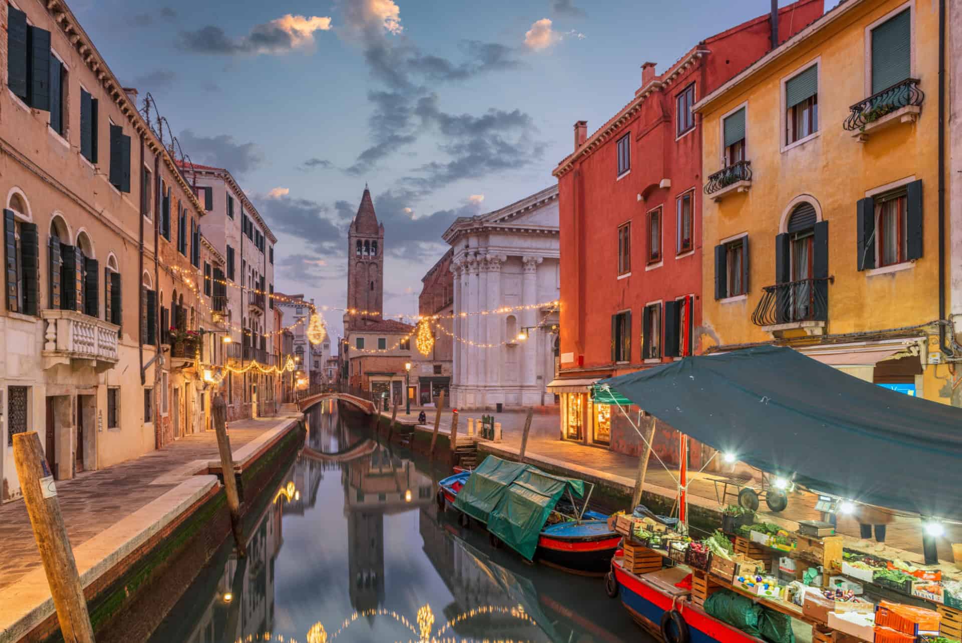 marches de noel flottant a venise