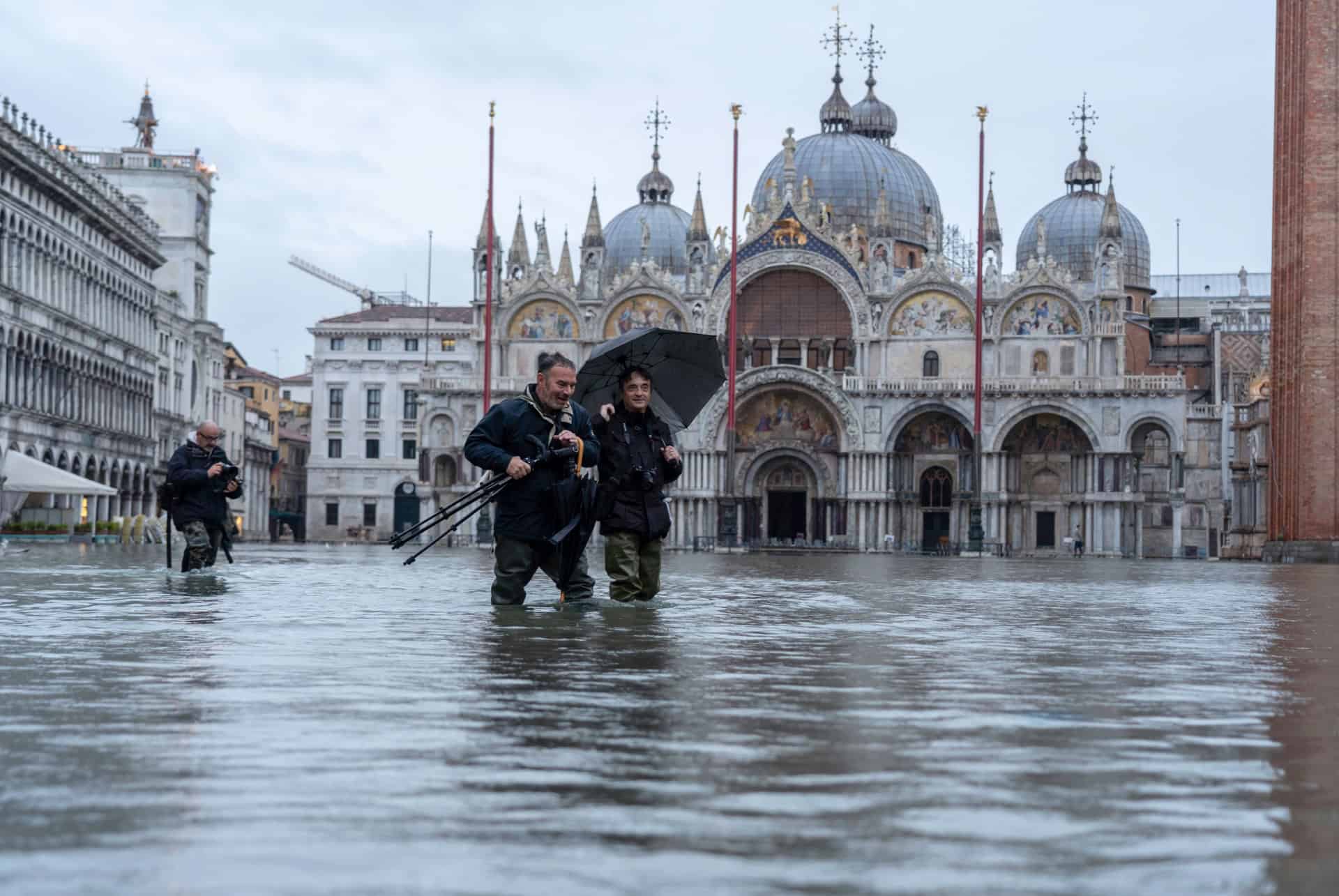 phenomene de acqua alta a venise en novembre phenomene de acqua alta a venise en novembre