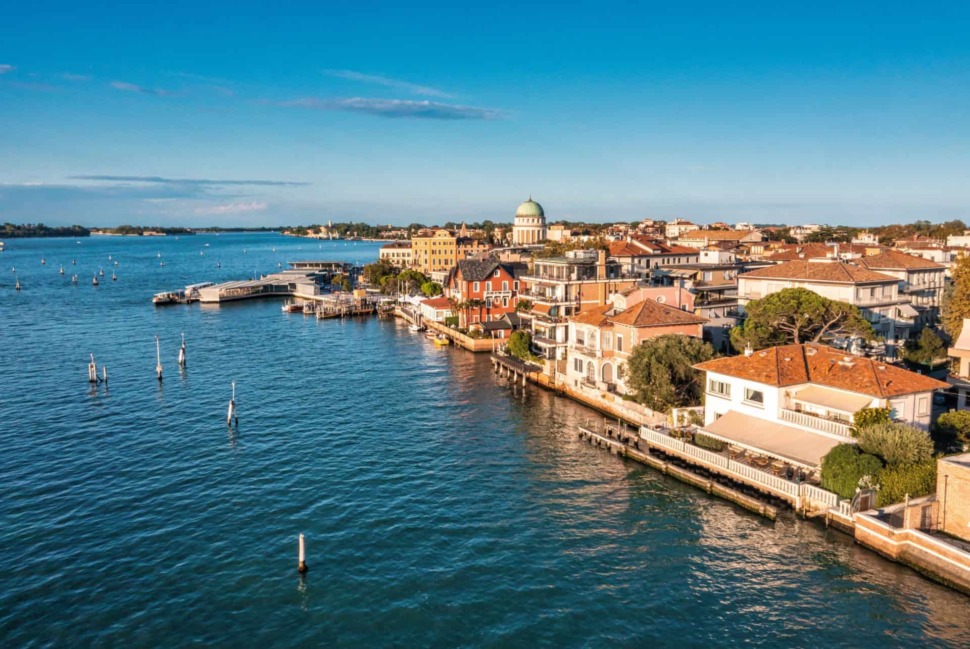venise vue aerienne du lido venise vue aerienne du lido