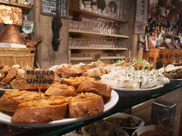 Visite culinaire cicchetti et vin