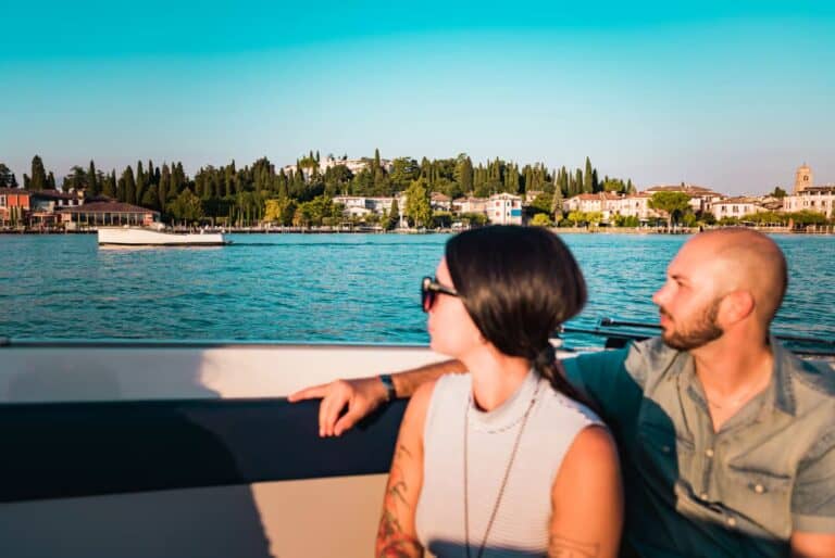 Croisière en bateau autour de la péninsule